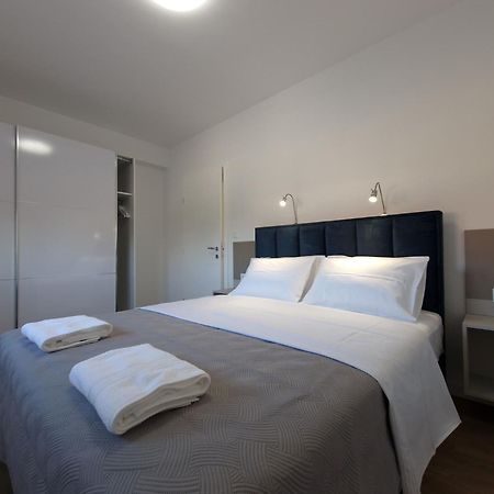 וודיצה Apartments Okit מראה חיצוני תמונה