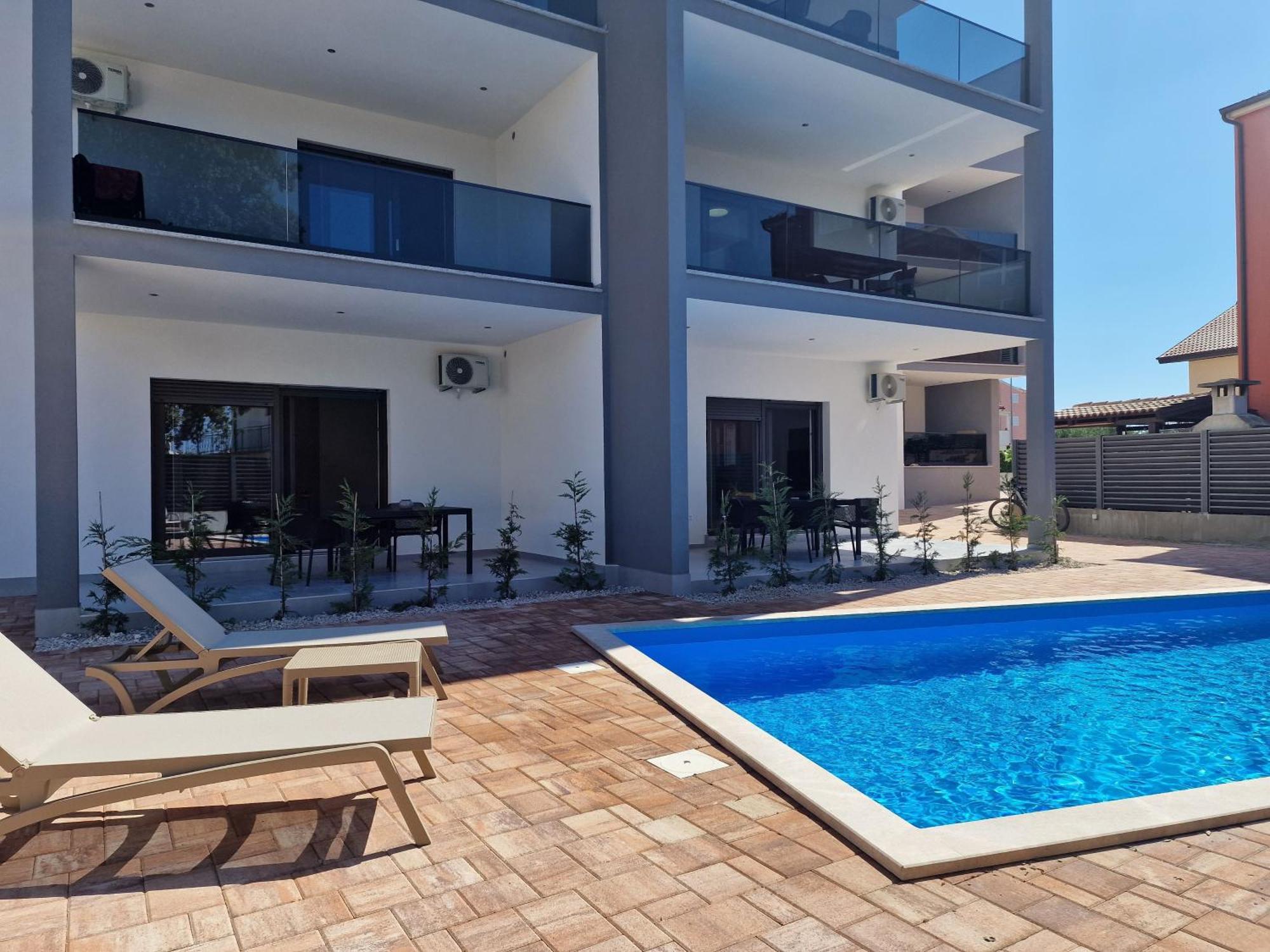 וודיצה Apartments Okit מראה חיצוני תמונה