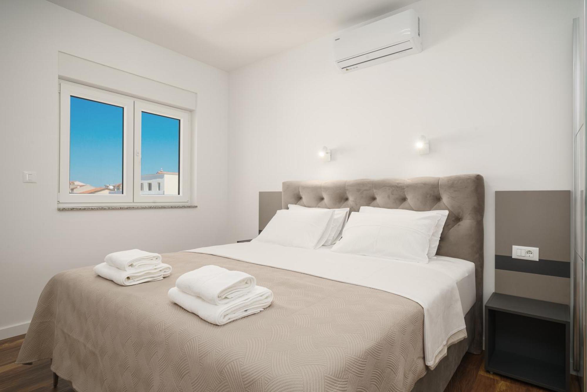וודיצה Apartments Okit מראה חיצוני תמונה